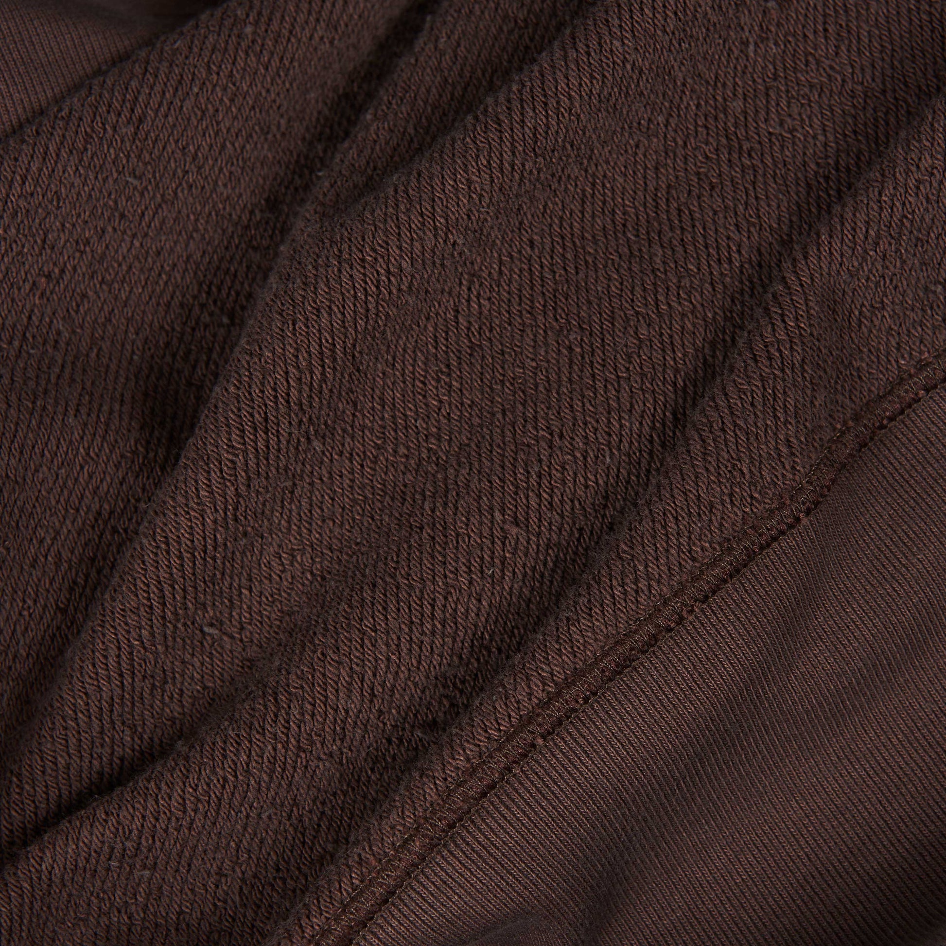 CHOCOLATE BROWN